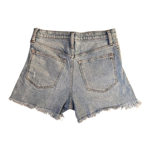 Madewell Jean Shorts Distressed High-Waisted - Med Wash - Size 27 - 3.5” Inseam - Picture 3 of 5